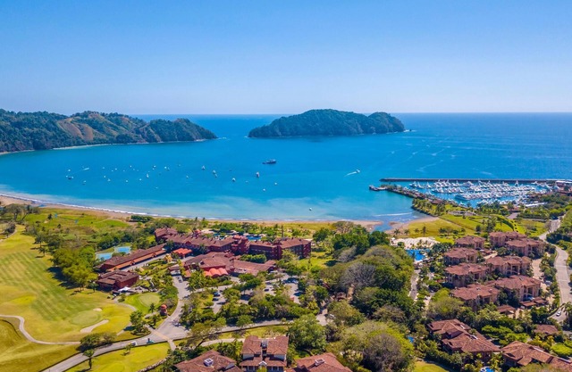 Miramar 4E - 3 bdr 3 Bath Ocean View
