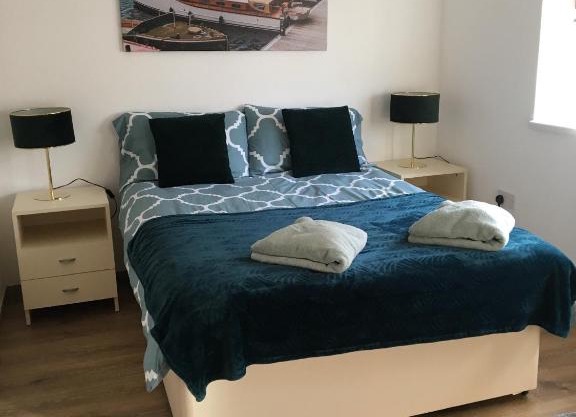Modern 1 bedroom flat perfect for match or city break