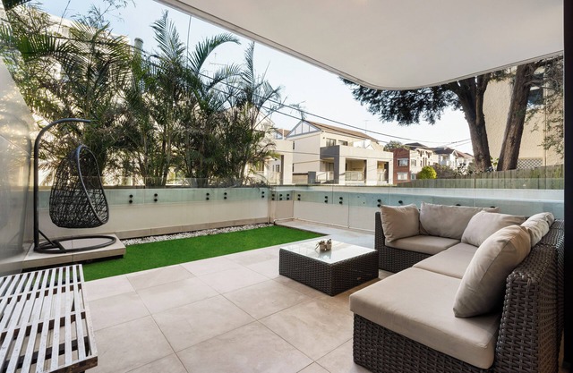 Modern 1BR Abode w/Courtyard Steps to the Beach