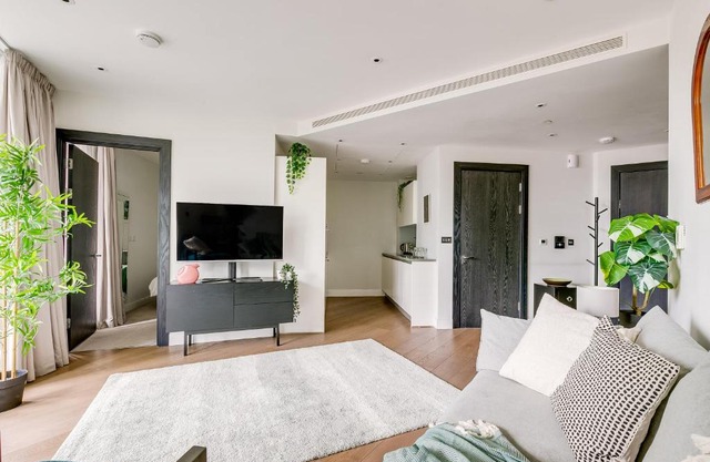 Modern 2 Bed Flat in London