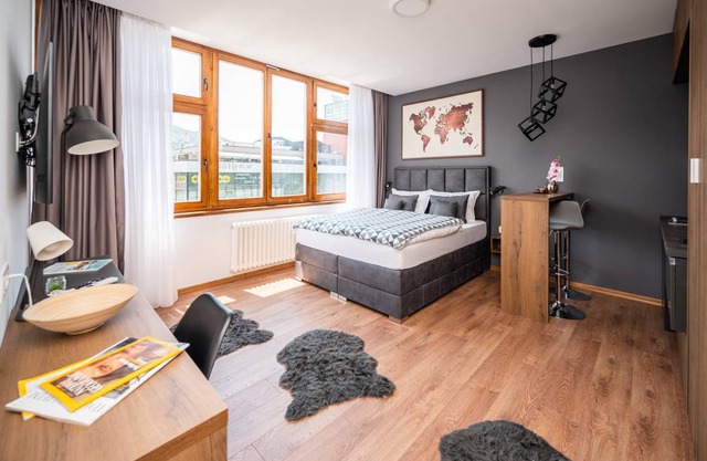 Modern and Bright Studio - Main Street