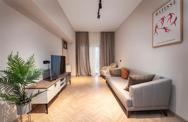 Modern Apartment near Central Park
