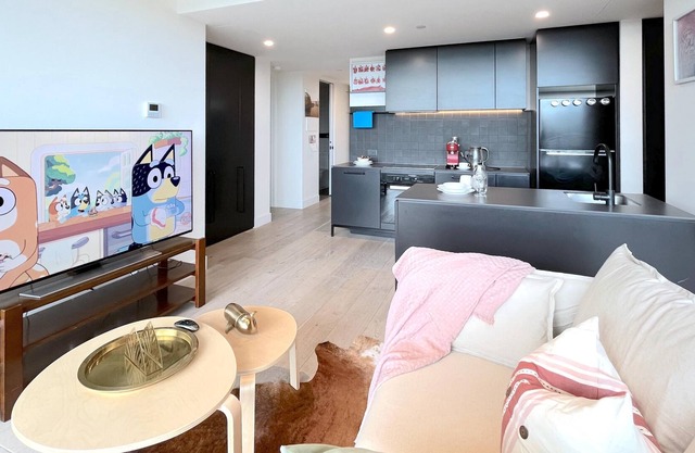 Modern Apt in Hawthorn East Free Parking