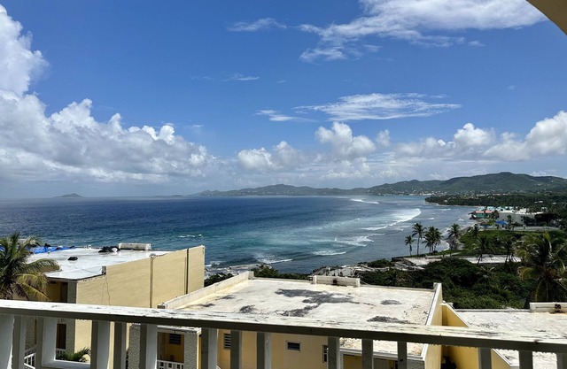 Modern & Breezy Condo in Beautiful Complex