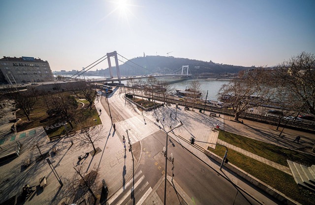 Modern-Classic Fully Renovated apartment at Riverfront with Amazing view.