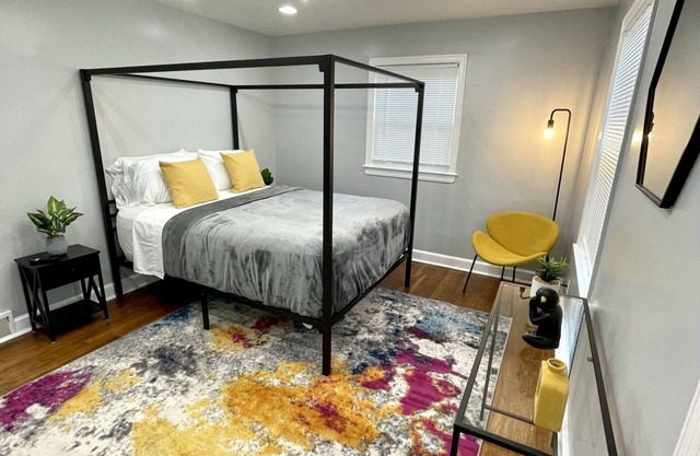 ✨Modern Estate✨ DC Row House 3Brd