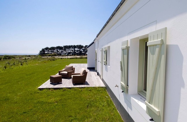 Modern house with garden and wifi in Locmaria