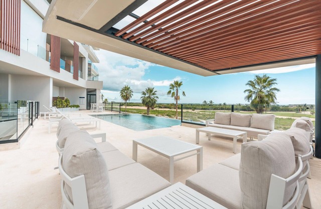 Modern loft with 2BR and golf view in Cap Cana
