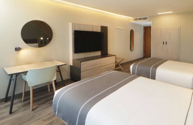 Modern Room for a Cultural Escape Near Ibero-American Library - 2 Units