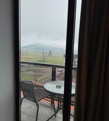 Modern Studio in Hotel Mgzavrebi Block 9 Mountain View