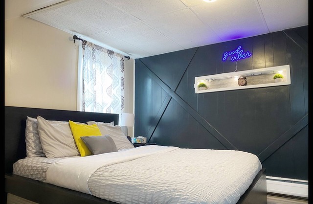 Modern West End Studio