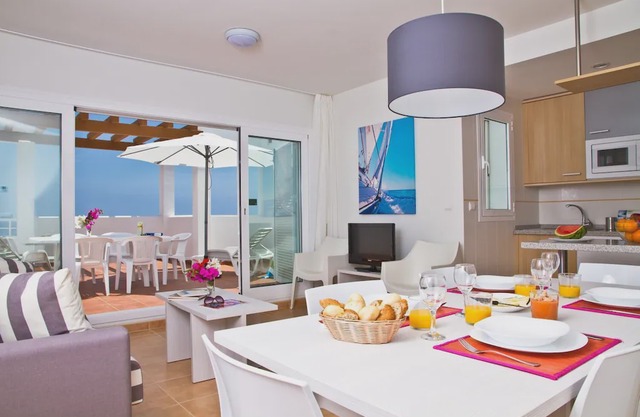 Mojacar Playa 2p 4 - One Bedroom Apartment, Sleeps 4