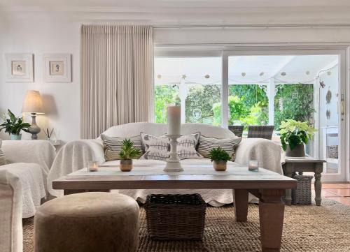 Monique's Place Plett