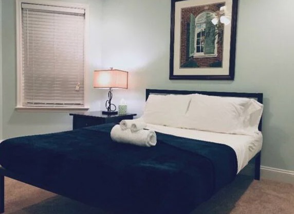 Monroe Room #4
