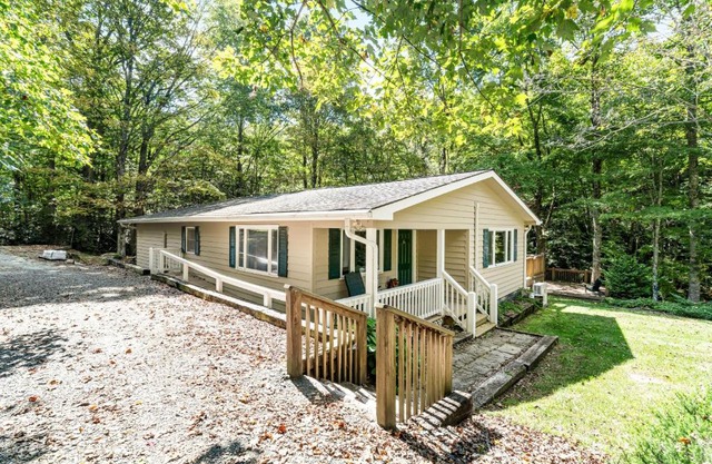 Moody Creek Cabin
