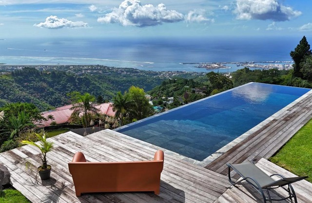 Moorea Horizon Studio with Panoramic View and Pool