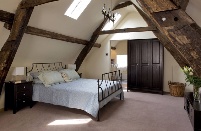 Morton House & The Stable Block, Grade 2 listed farmhouse in the heart of Masham