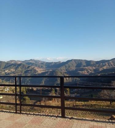 Mountain Retreat Dhanachuli