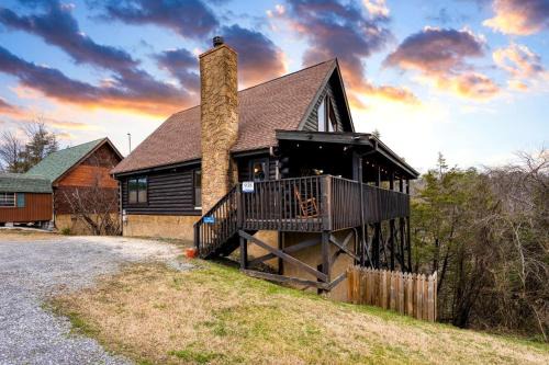 Mountains are Calling by AvantStay Sleeps 8 Hot Tub Game Loft Located in Douglas Lake Resort