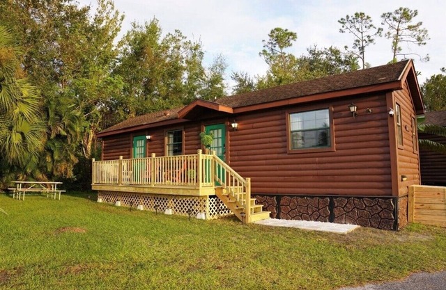 Mouse House Cabin: Disney's Legacy Fort Wilderness Cabin in Kissimmee