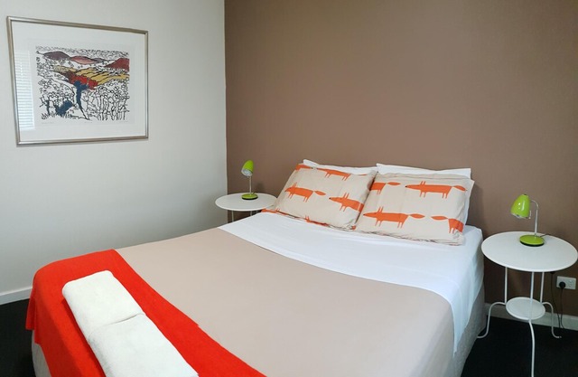 Mt Lawley 2 BR Affordable Luxury Minutes to CBD 6