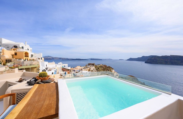 Nano Oia Villas