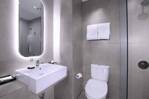 Neo Hotel Puri Indah
