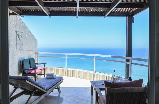 Netanya Panoramic Sea-View 4BR Apartment