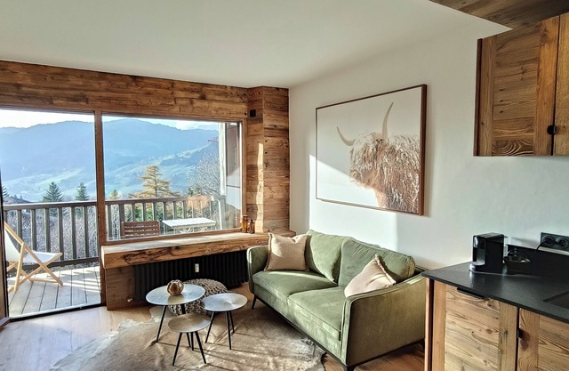 New apartment in Megève - Mont d'Arbois (cable car 3 min walk) with view