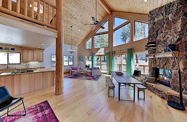 New-Build Chalet with Mountain Views & Hot Tub home