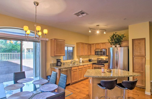 NEW! Family-Friendly Mesa Townhome w/ Pool Access!