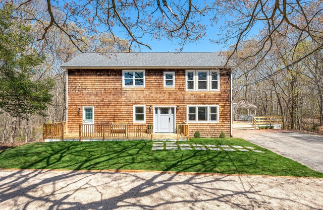 New Hamptons House in Sag harbor + Pool + 8 bedroom