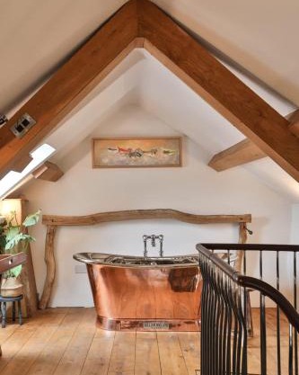 NEW Luxury Devon Barn Conversion