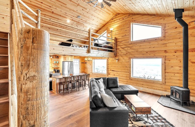 NEW! Mountain Cabin Near Trails, Skiing & Yellowstone
