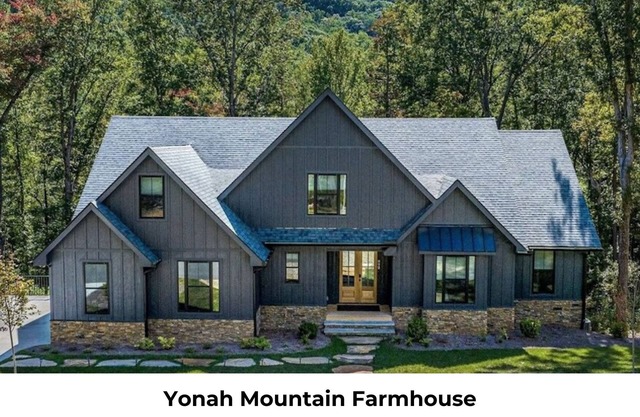 New Mtn Retreat on 3 Levels: Hot Tub, Game Room, Min to Helen, Wineries, Hiking