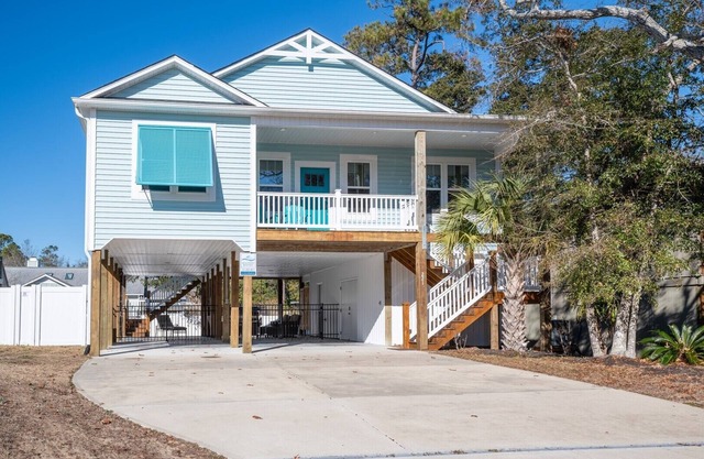 NEW Property- Pet Friendly Private Home with Fenced Yard