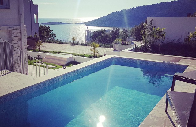 New Seafront Villa Hrvatska