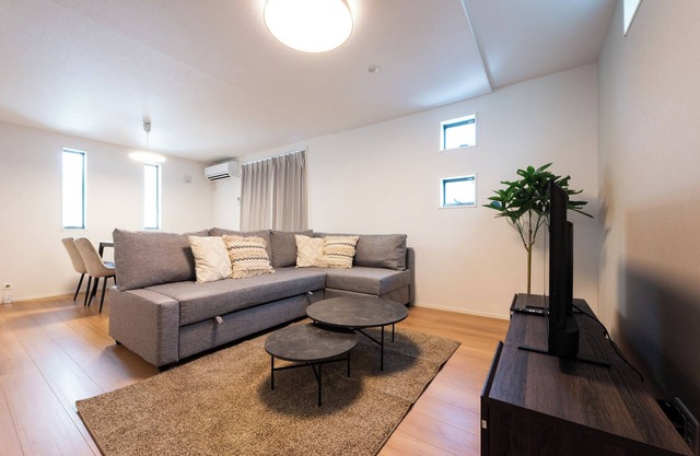 Newly built, 6 min. from station, max. 10 people, easy access to Haneda, Asakusa, Shibuya, and Shinjuku