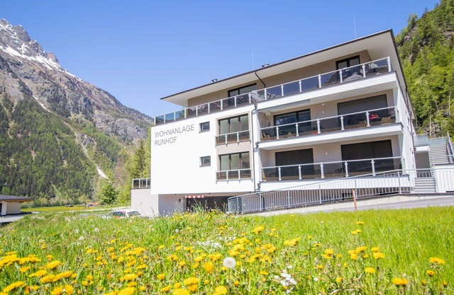 Nice apartment for 4 guests with WIFI, TV, terrace, pets allowed and parking