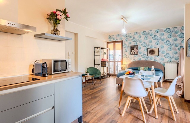 Nice apartment for 2 people with WIFI, TV, terrace and parking