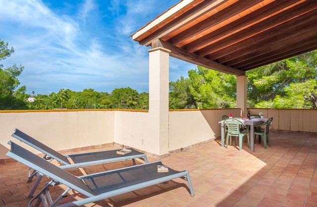 Nice apartment for 4 people with WIFI, A/C, TV and terrace