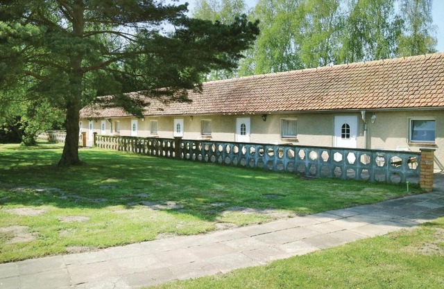 Nice home in Bresewitz with