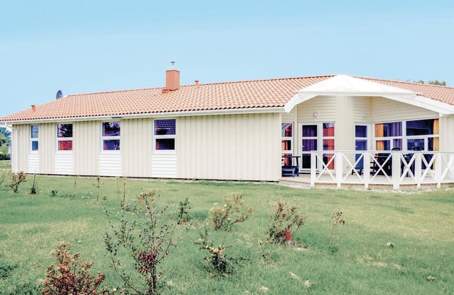 Nice home in Schönhagen with sauna