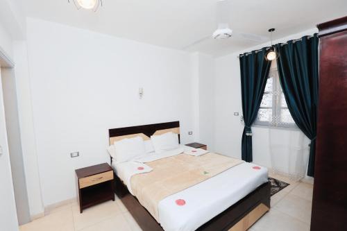 nile shores hotel