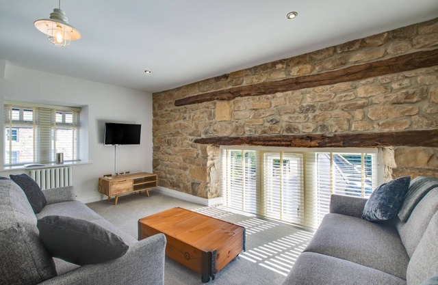 No.4 Tomlinson's Apartment