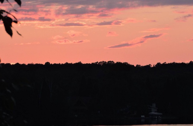 Northern Michigan Lakefront Cottage