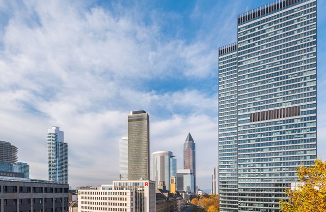 Numa Frankfurt Blau