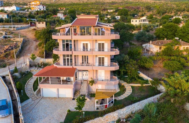 NYC Modern & Spacious Apartament 5 min from seaside