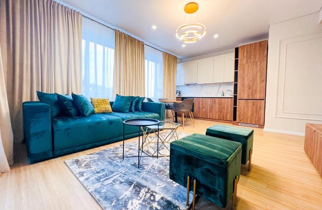 OASIS PREMIUM SUITES