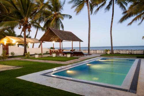Oasys House - Beautiful Private Beach Front Home